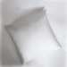 3.perna-40x40cm-microfibre-antiallergique-dungi-textile-hôtel.jpg