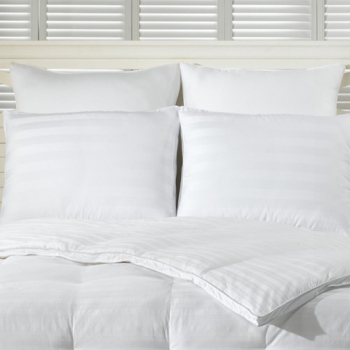 1.perne-70x70cm-microfibre-antiallergique-simple-textile-hôtellerie.jpg